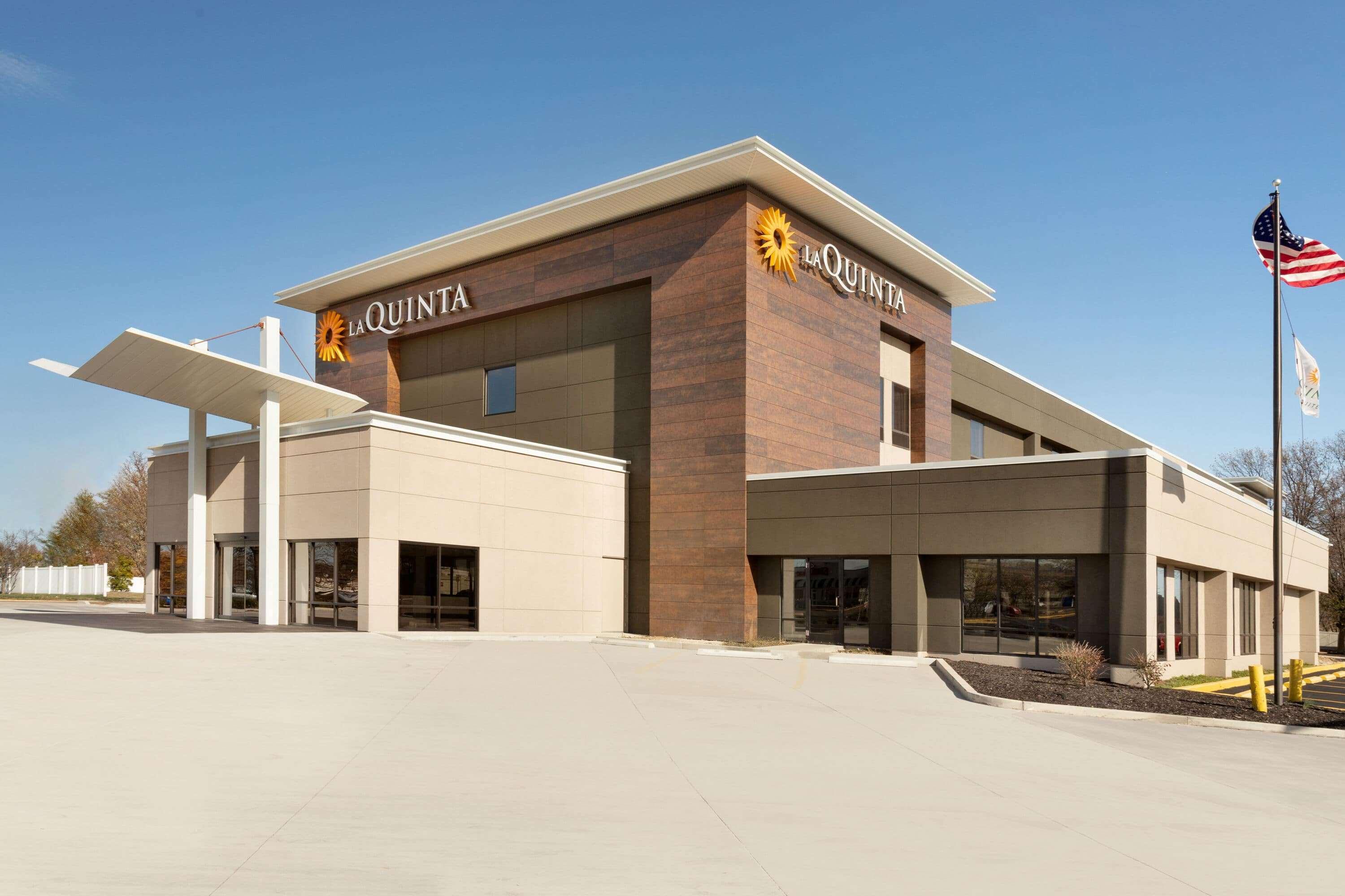 La Quinta Inn&Suites by Wyndham St Louis Route 66 Windsor Springs Extérieur photo